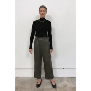 Black Zara Basic Knit Mock Neck Long Sleeve Pullover Sweater (NWT)